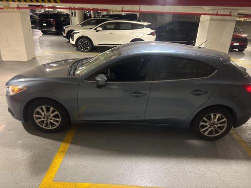 2015 Mazda Mazda3 i Touring