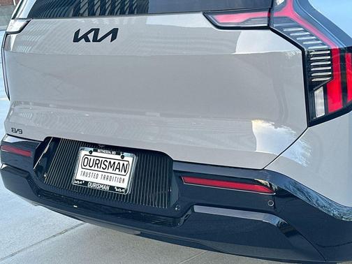 2026 Kia EV9 Land