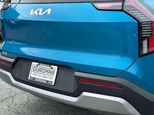 Ocean Blue 2026 Kia EV9 Wind