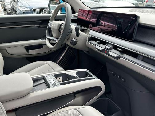 Ocean Blue 2026 Kia EV9 Wind