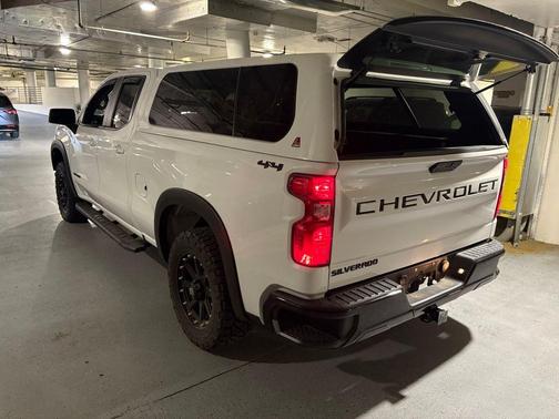 Summit White 2019 Chevrolet Silverado 1500 LT