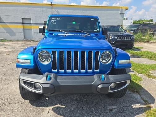 2022 Jeep Wrangler Unlimited 4xe Sahara