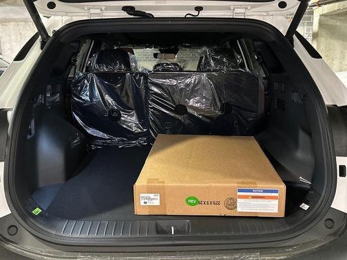 Snow White Pearl 2026 Kia Sportage Hybrid X-Line