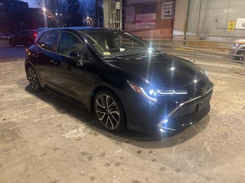 2020 Toyota Corolla Hatchback XSE