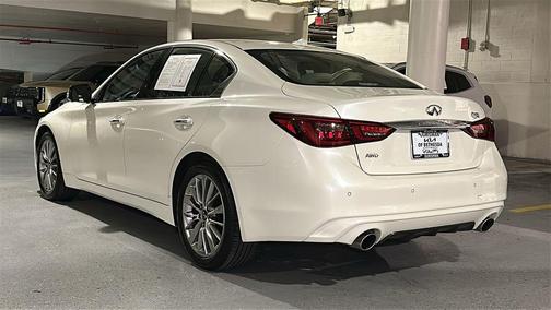 2023 INFINITI Q50 LUXE