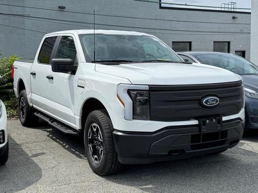 2023 Ford F-150 Lightning Pro