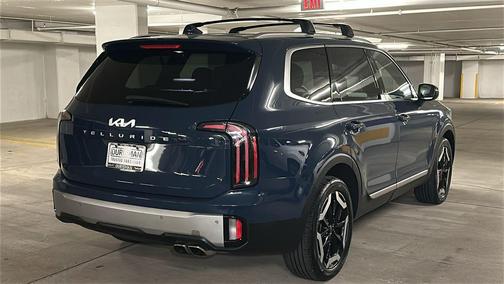 Midnight Black 2023 Kia Telluride EX