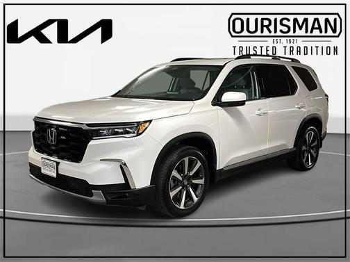2023 Honda Pilot Touring