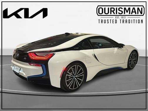 Crystal White Pearl Metallic 2019 BMW i8 Base