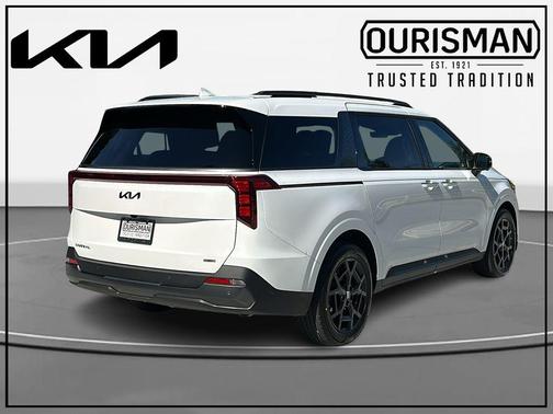 White Pearl 2026 Kia Carnival Hybrid SX