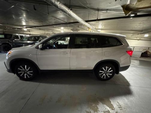 Platinum White Pearl 2020 Honda Pilot EX-L