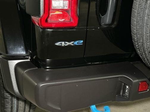 Black Clearcoat 2024 Jeep Wrangler 4xe Sahara