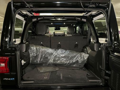 Black Clearcoat 2024 Jeep Wrangler 4xe Sahara