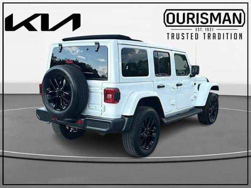 Bright White Clearcoat 2023 Jeep Wrangler 4xe Sahara