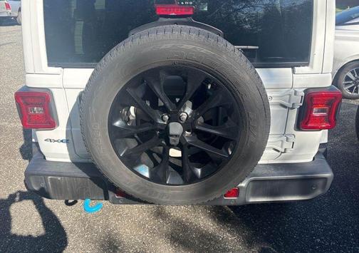Bright White Clearcoat 2023 Jeep Wrangler 4xe Sahara