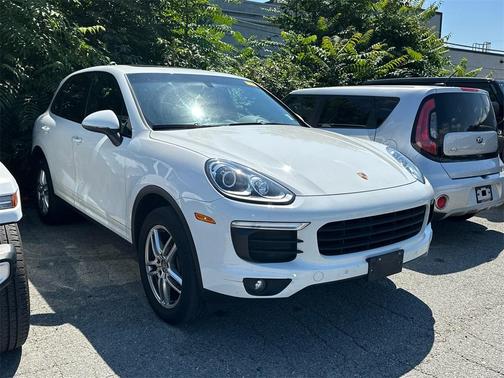 2018 Porsche Cayenne Base