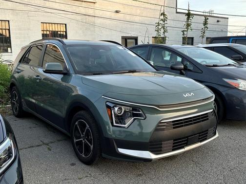 2023 Kia Niro Plug-In Hybrid EX