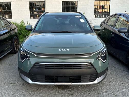 2023 Kia Niro Plug-In Hybrid EX