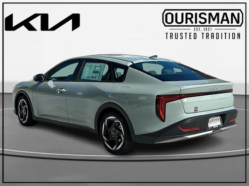 2025 Kia K4 EX