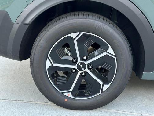 2025 Kia Niro Plug-In Hybrid EX