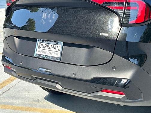 Black 2026 Kia Sportage Hybrid EX