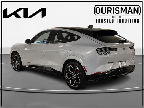Space White Metallic 2022 Ford Mustang Mach-E GT