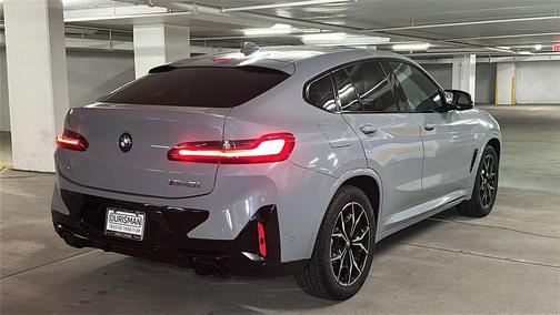 Brooklyn Gray Metallic 2024 BMW X4 M40i