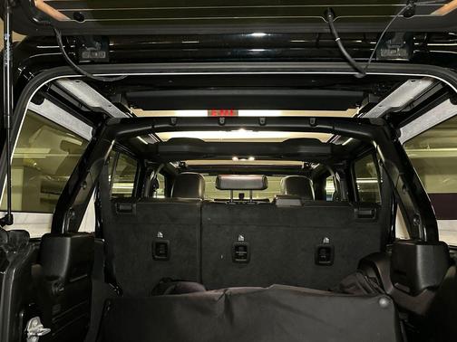 Black Clearcoat 2022 Jeep Wrangler Unlimited 4xe Sahara
