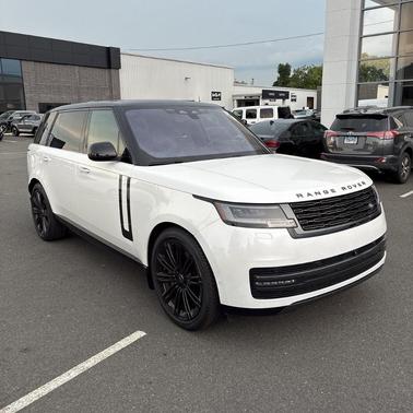 2023 Land Rover Range Rover P530 SE