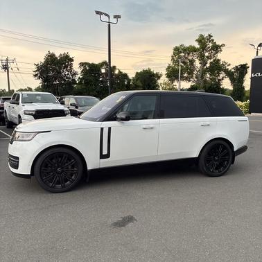 2023 Land Rover Range Rover P530 SE