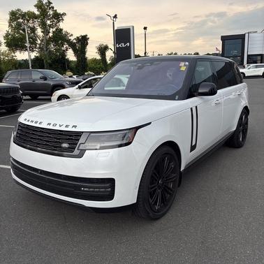 2023 Land Rover Range Rover P530 SE