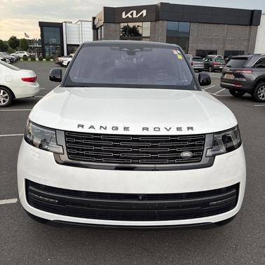 2023 Land Rover Range Rover P530 SE