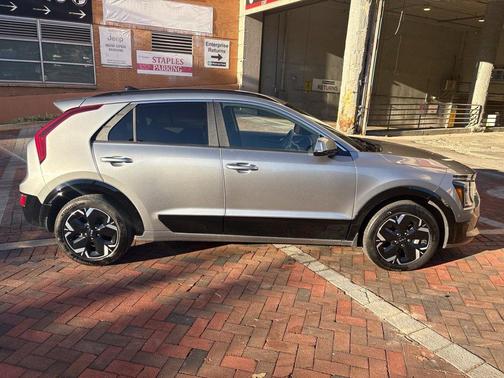 Steel Gray 2023 Kia Niro EV Wave