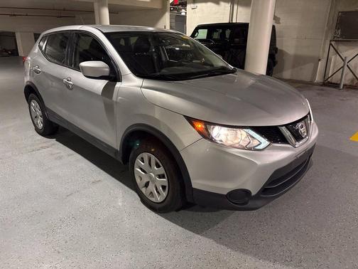 Brilliant Silver Metallic 2019 Nissan Rogue Sport S