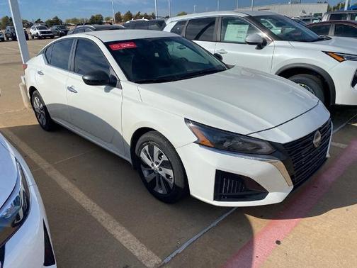 2025 Nissan Altima S