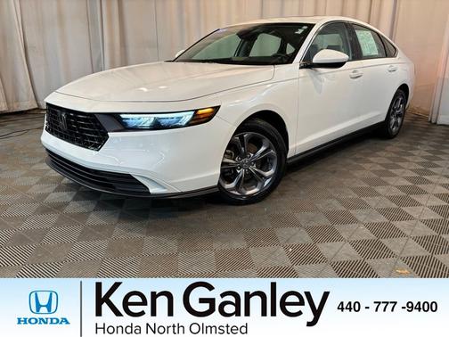 Platinum White Pearl 2024 Honda Accord
