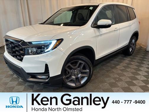Platinum White Pearl 2023 Honda Passport