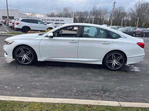 2021 Honda Accord 