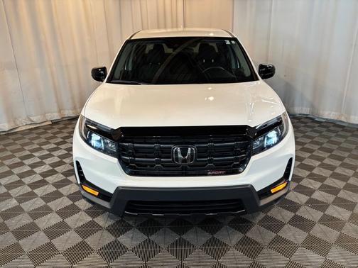 Platinum White Pearl 2025 Honda Ridgeline