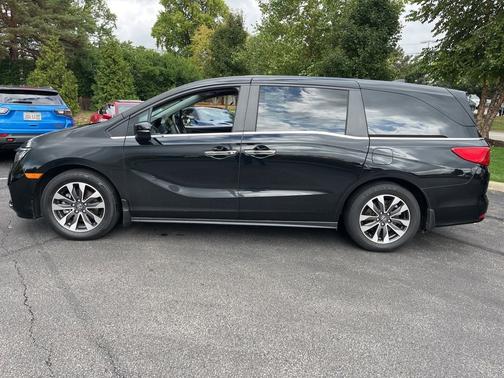 2023 Honda Odyssey 
