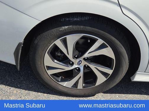 Crystal White Pearl 2024 Subaru Legacy Premium