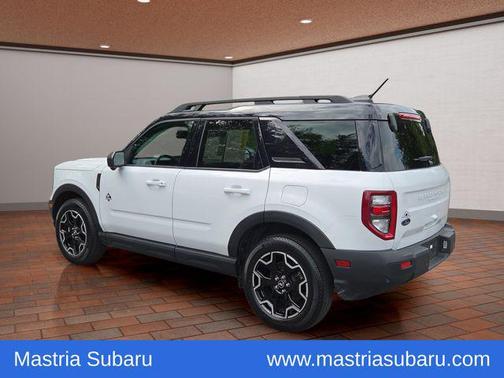 Oxford White 2025 Ford Bronco Sport Outer Banks