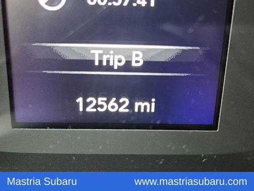 Granite Crystal Metallic Clearcoat 2025 Jeep Wrangler Sport