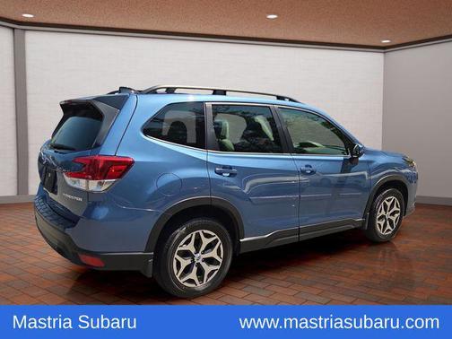 Horizon Blue Pearl 2024 Subaru Forester Premium