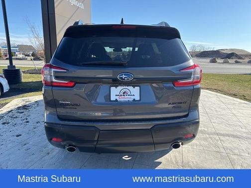 Magnetite Gray Metallic 2025 Subaru Ascent Onyx Edition Touring 7-Passenger