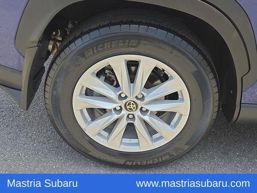 Blue Crush Metallic 2022 Toyota Corolla Cross LE