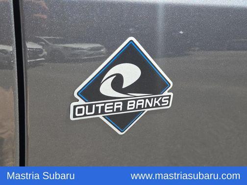 Carbonized Gray Metallic 2021 Ford Bronco Outer Banks