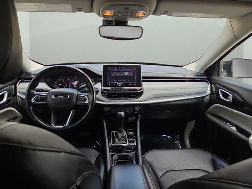 Granite Crystal Metallic Clearcoat 2022 Jeep Compass Limited