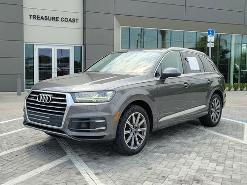 Samurai Gray Metallic 2018 Audi Q7 3.0T Premium Plus