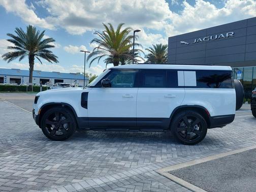 Fuji White 2026 Land Rover Defender P300 S